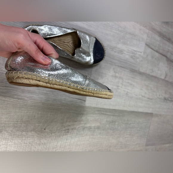 Tory Burch Silver Metallic Colorblock Espadrille Size 9.5 - Picture 12 of 12